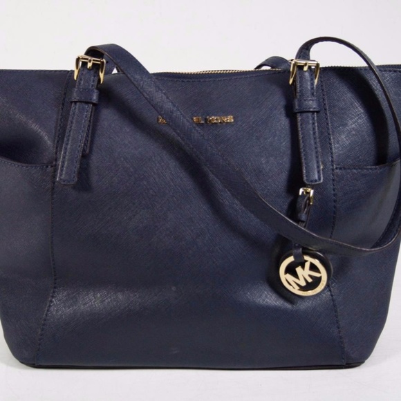 Michael Kors Handbags - **Holiday Special Price** Michael Kors